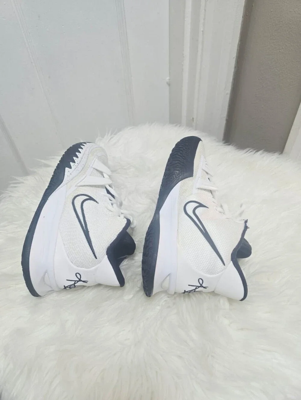 Nike Kyrie 7 TB White Black DA7767-100 Basketball Shoes Men's Tuxedo Size 6